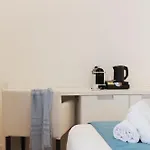 Bed & Breakfast History Essence 4*