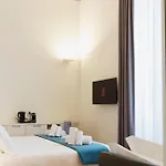 Oda ve Kahvaltı History Essence Roma