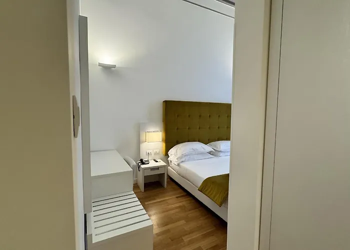 Bed & Breakfast History Essence 4*